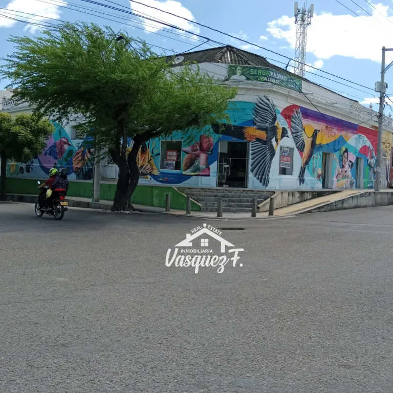 #1272 - Casa en Cúcuta en venta de 620m², 10 habitaciones - 13