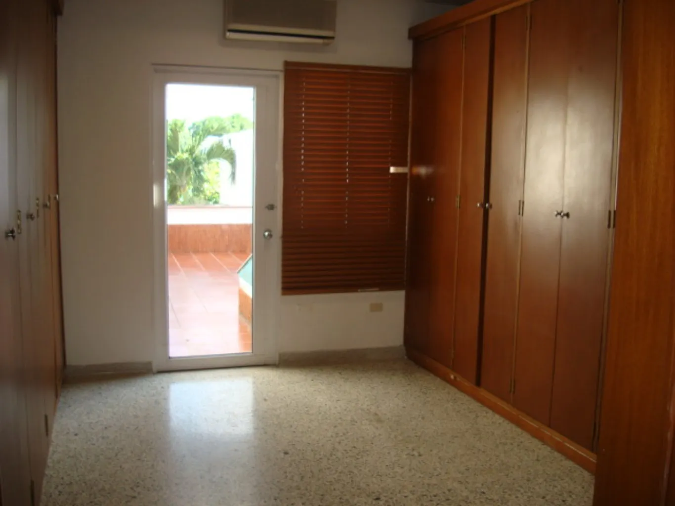 #1299 - Casa en Cúcuta en arriendo de 432.4m², 4 habitaciones y 2 parqueaderos - 2