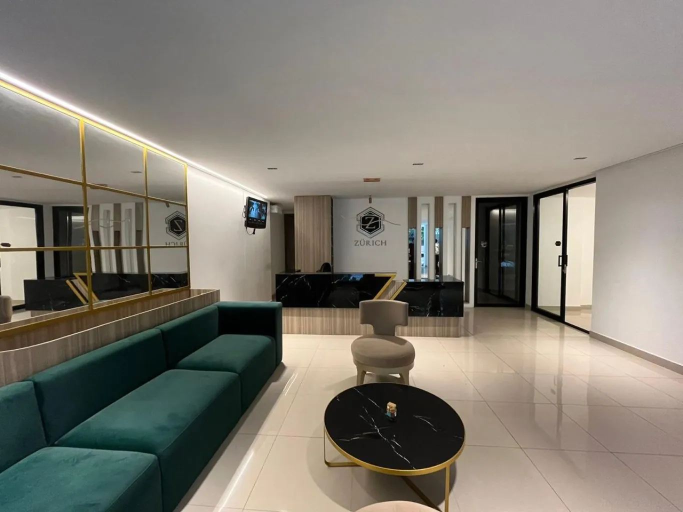 #1306 - Apartamento en Cúcuta en venta de 121m², 3 habitaciones y 2 parqueaderos - 2