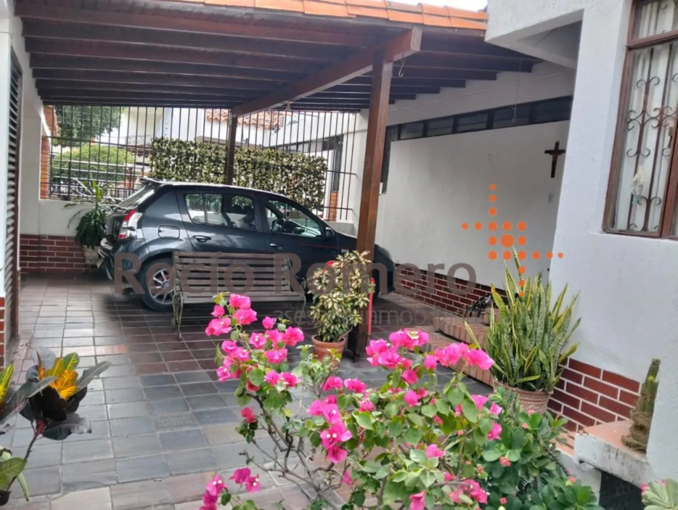 #1347 - Casa en Cúcuta en venta de 300m², 4 habitaciones y 2 parqueaderos - 2
