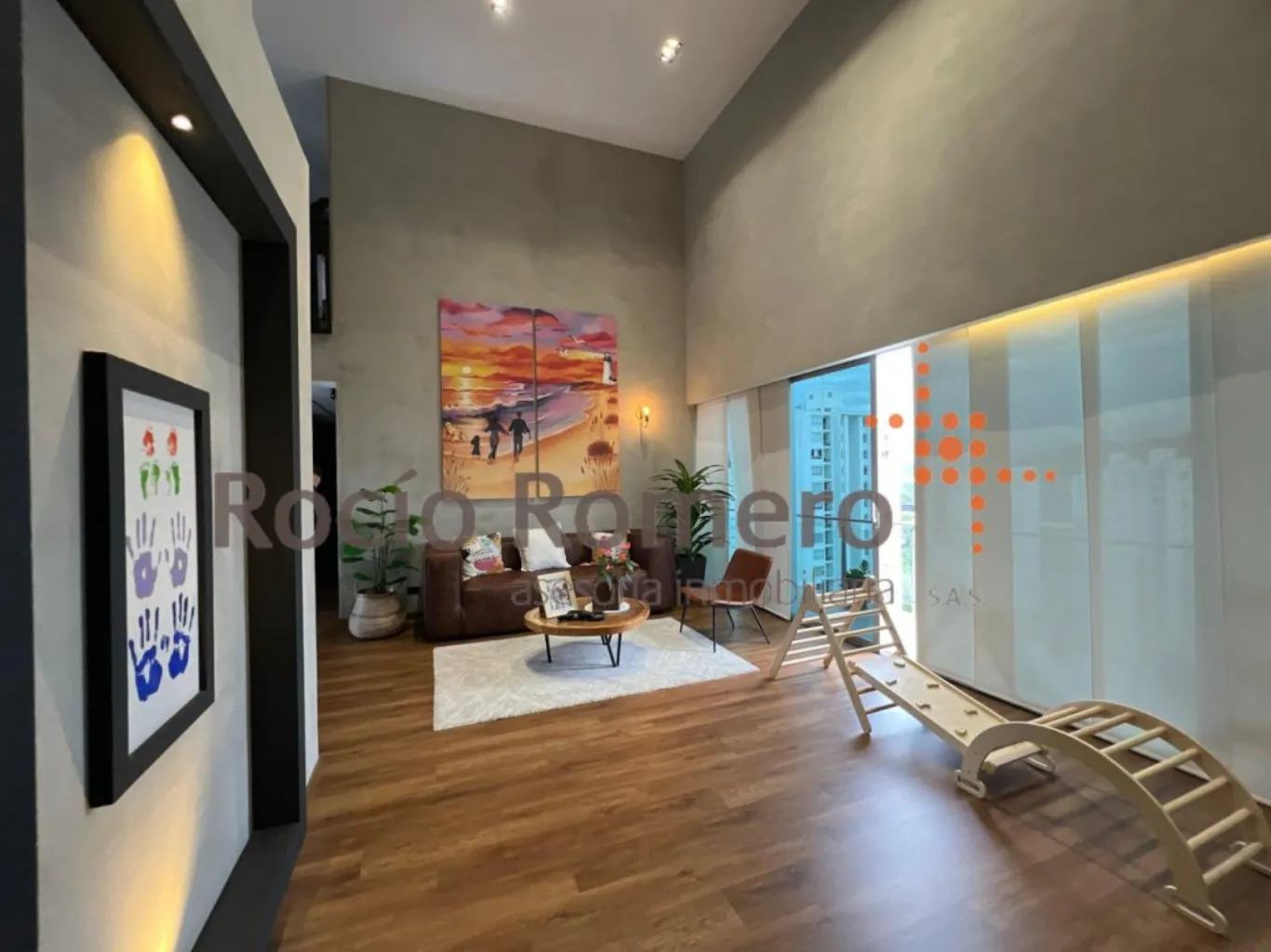#1359 - Apartamento Penthouse Dúplex en Los Patios en venta de 147m², 4 habitaciones y 2 parqueaderos - 2