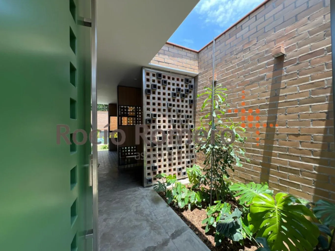 #1374 - Casa en conjunto cerrado en Villa Del Rosario en venta de 384m², 4 habitaciones y 2 parqueaderos - 2