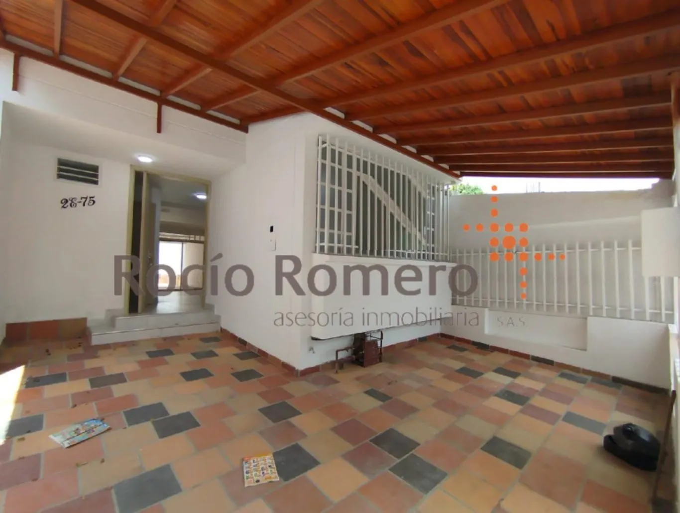 #1399 - Casa en Cúcuta en arriendo de 270m², 3 habitaciones y 2 parqueaderos - 2