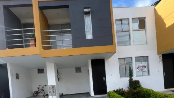 #1410 - Casa en Villa Del Rosario en arriendo de 150m², 3 habitaciones y 1 parqueadero - 1