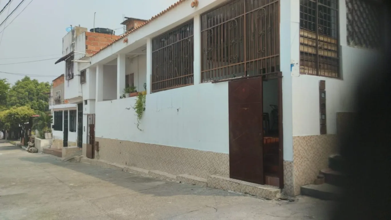 #1411 - Casa en Cúcuta en venta de 150m², 6 habitaciones - 1