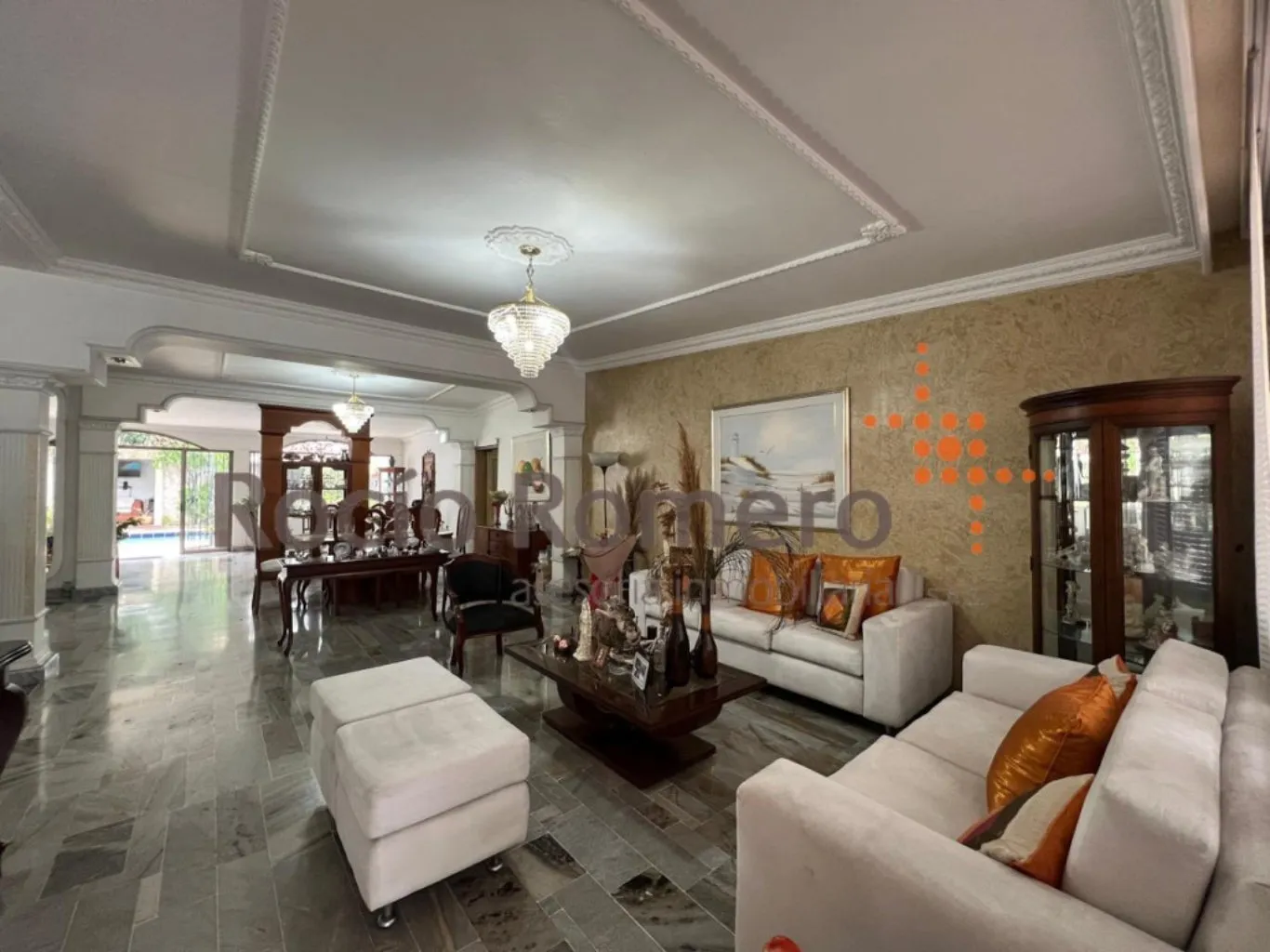 #1419 - Casa en Cúcuta en arriendo de 500m², 4 habitaciones y 1 parqueadero - 2
