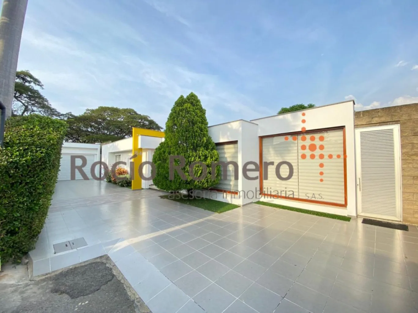 #1427 - Casa en conjunto cerrado en Villa Del Rosario en venta de 460m², 3 habitaciones y 5 parqueaderos - 1