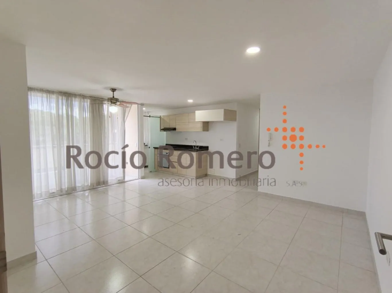 #1509 - Apartamento en Los Patios en arriendo de 75m², 3 habitaciones y 2 parqueaderos - 2