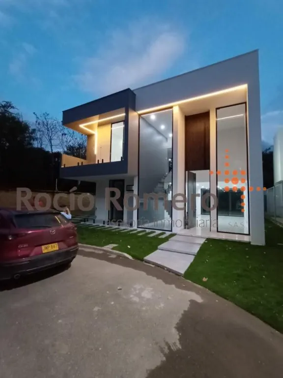 #1510 - Casa en conjunto cerrado en Villa del Rosario en arriendo de 260m², 3 habitaciones y 2 parqueaderos - 2