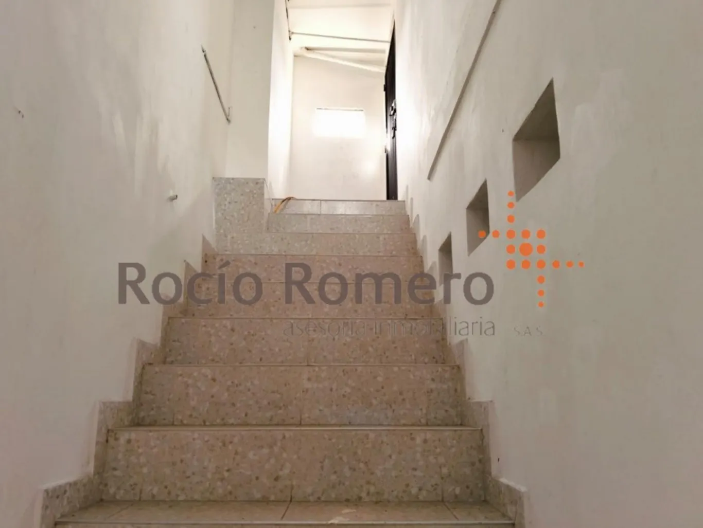 #1525 - Casa en Cúcuta en venta de 356m², 9 habitaciones y 1 parqueadero - 2