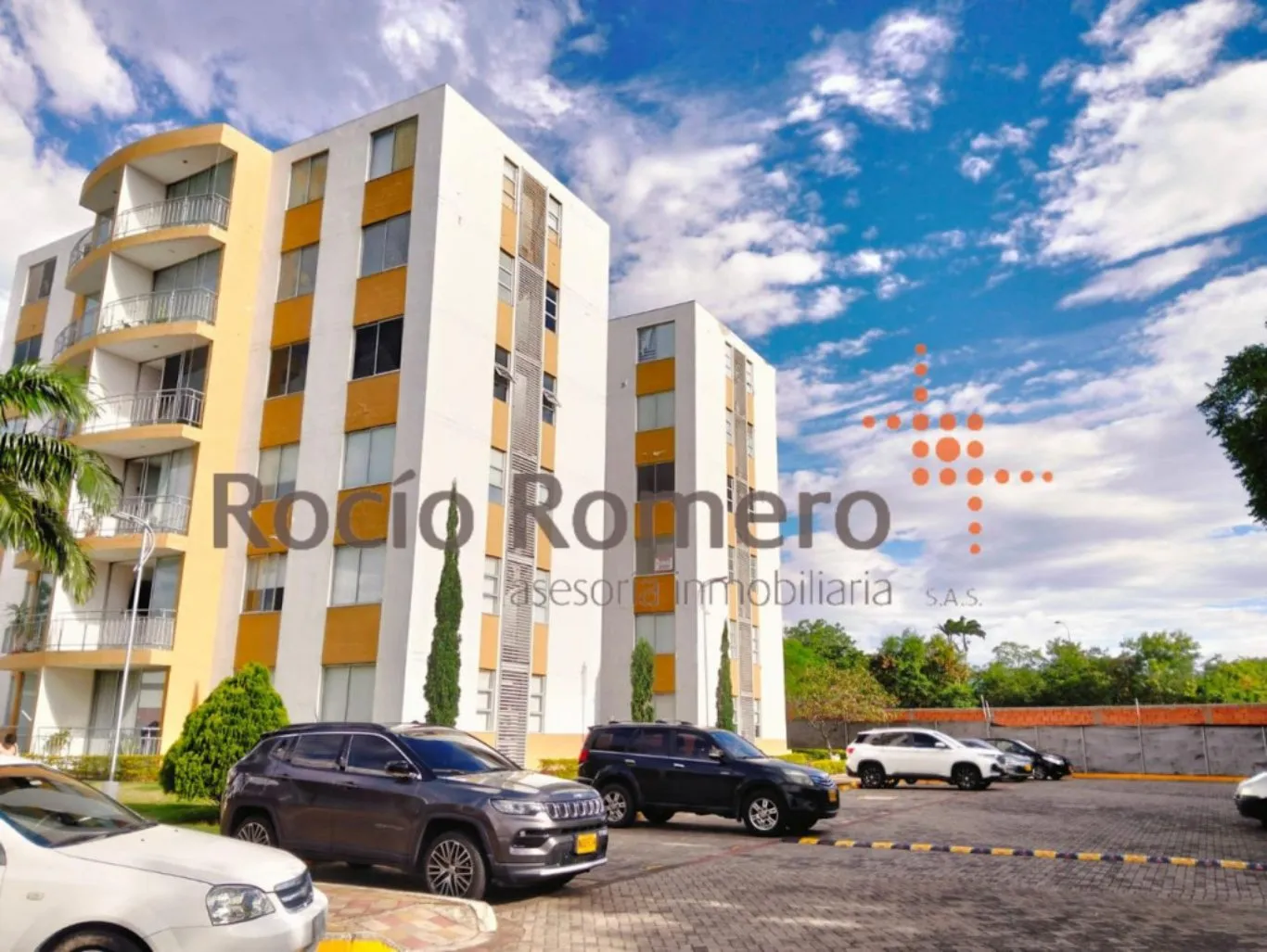 #1529 - Apartamento en Los Patios en venta de 72m², 3 habitaciones y 1 parqueadero - 2