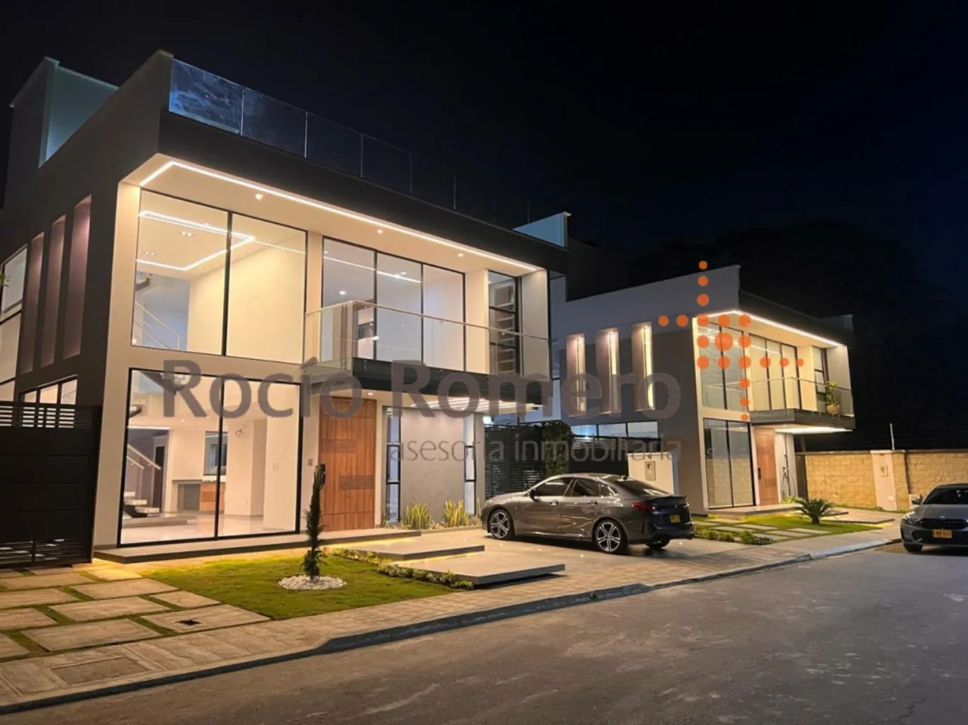 #1545 - Casa en conjunto cerrado en Villa del Rosario en venta de 360m², 4 habitaciones y 5 parqueaderos - 1