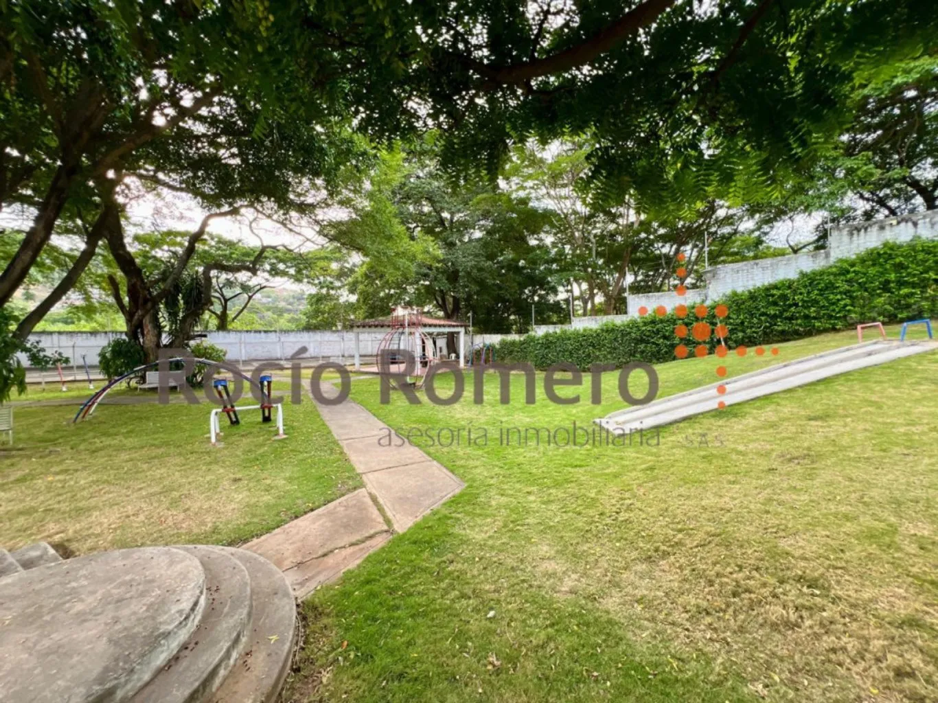#1585 - Casa en conjunto cerrado en Cúcuta en venta de 276m², 4 habitaciones y 2 parqueaderos - 20