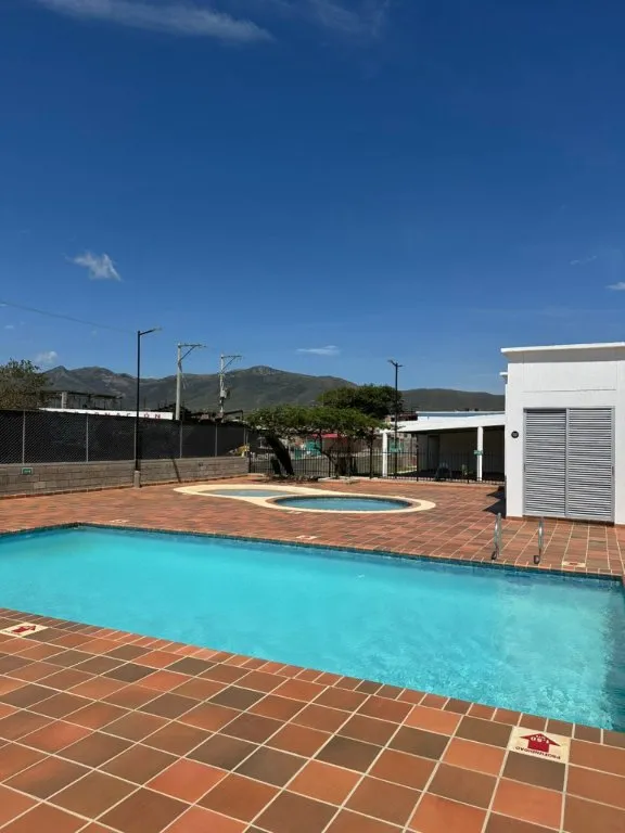 #1667 - Casa en conjunto cerrado en Los Patios en venta de 84m², 3 habitaciones y 1 parqueadero - 7