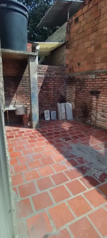 #2339 - Local en arriendo en Cúcuta de 160m², 2 ambientes y 2 parqueaderos - 12