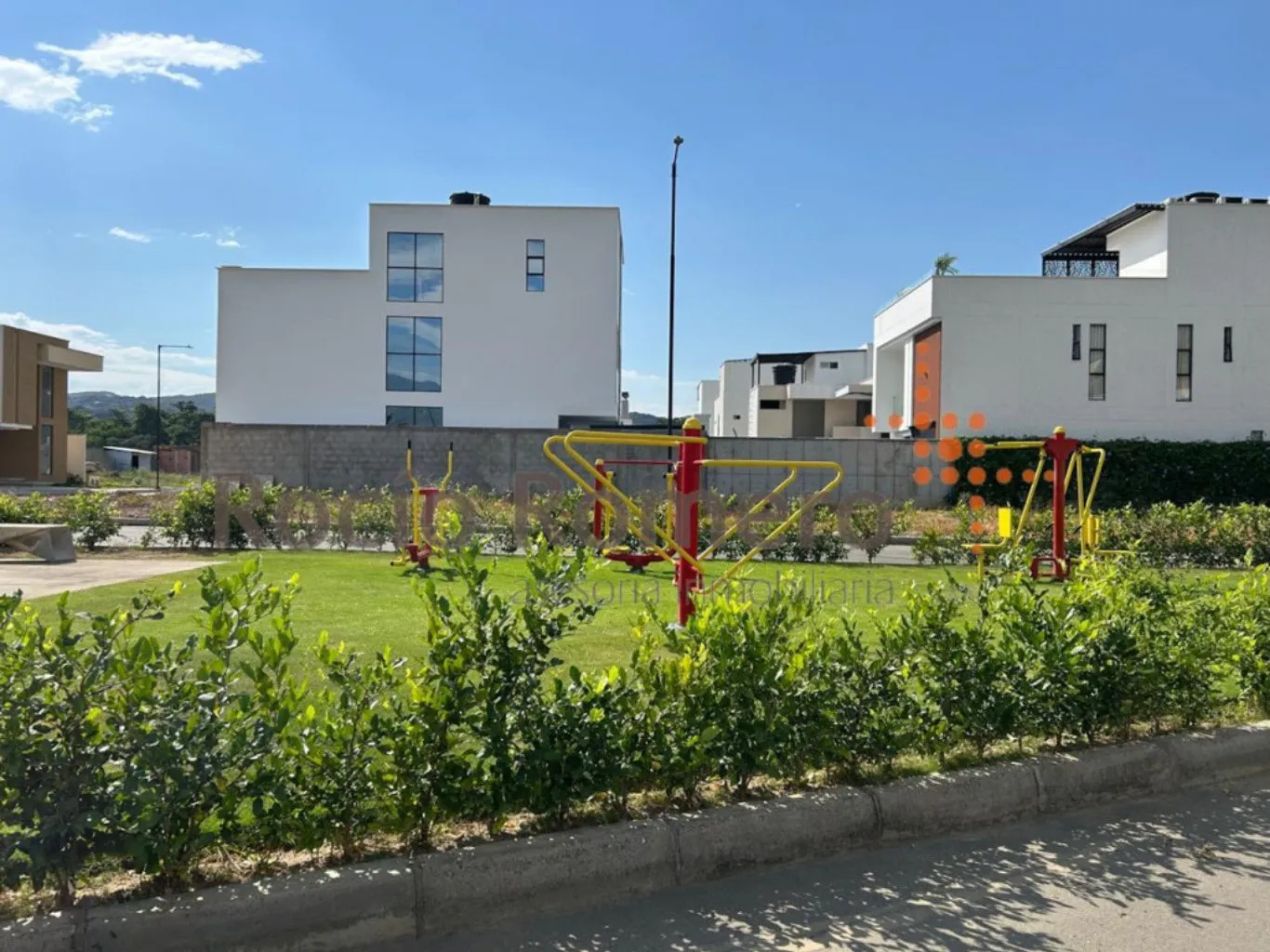 #2579 - Casa en conjunto cerrado en venta en Villa del Rosario de 300m², 3 habitaciones y 2 parqueaderos - 19