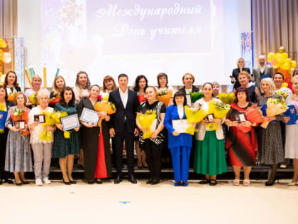 Поздравление учителей в Люберцах