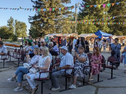 В минувшую субботу деревня Веселёво ярко и весело отметила свой День рождения