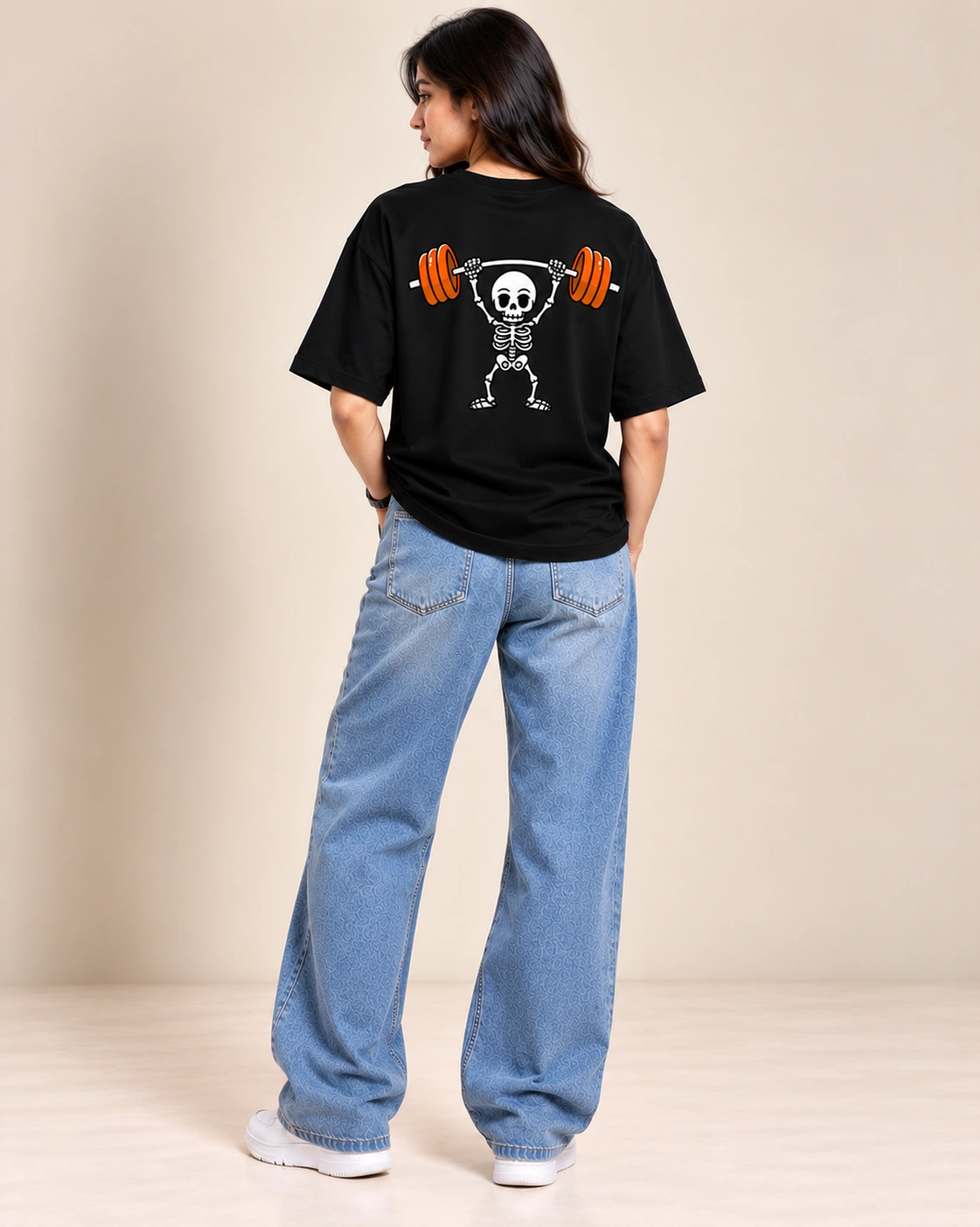 Skeleton Lifter Women's Oversized Graphic T-Shirt - Black