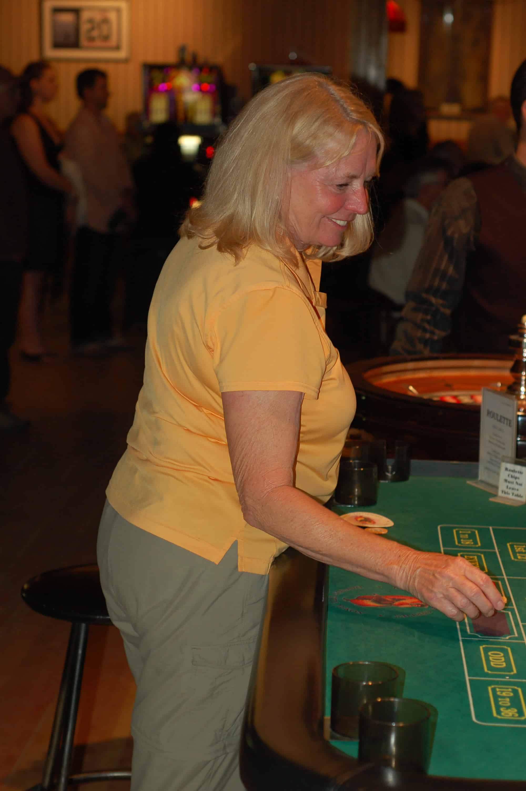 Janice at the roulette table at Diamond Tooth Gertie's