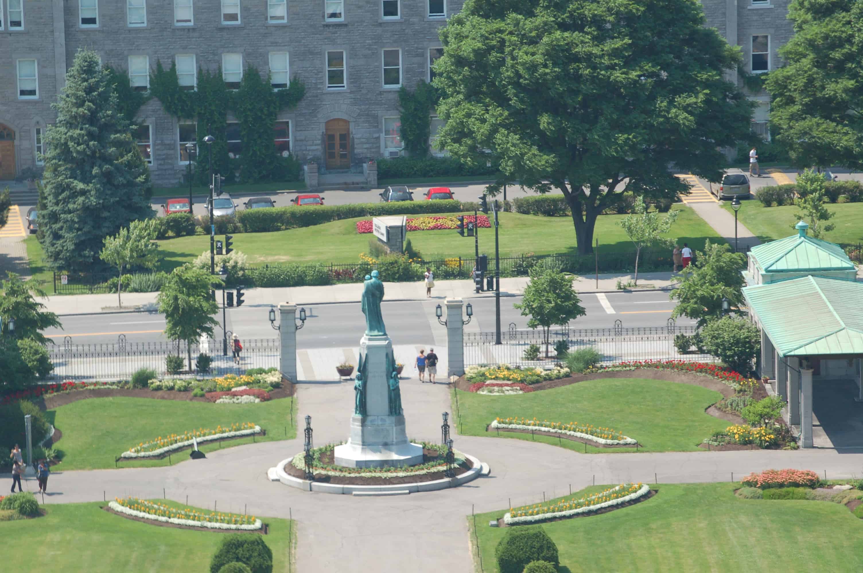 The entrance to Saint Joseph's Oratory