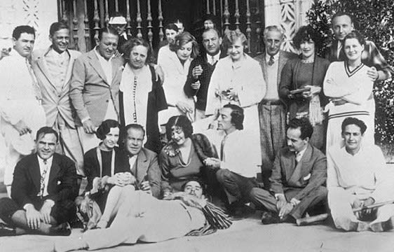 Famous guests of Hearst Castle