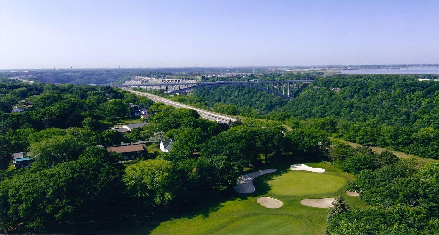 A hole at Niagara Falls Country Club