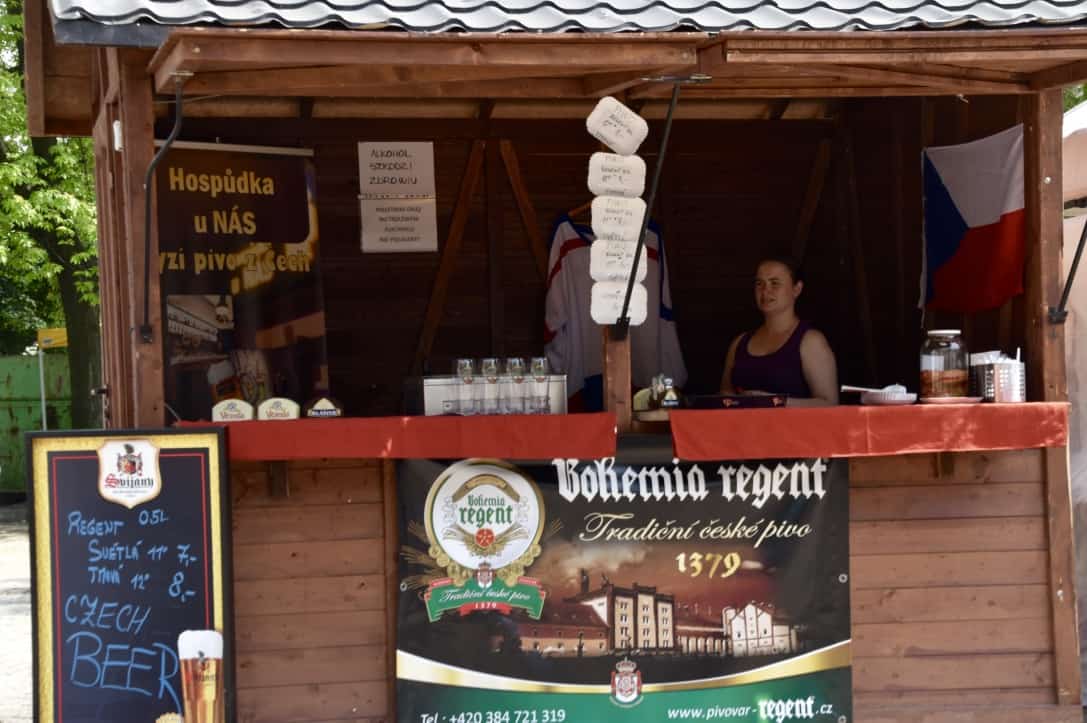 A kielbasa-and-beer lunch in a Krakow square