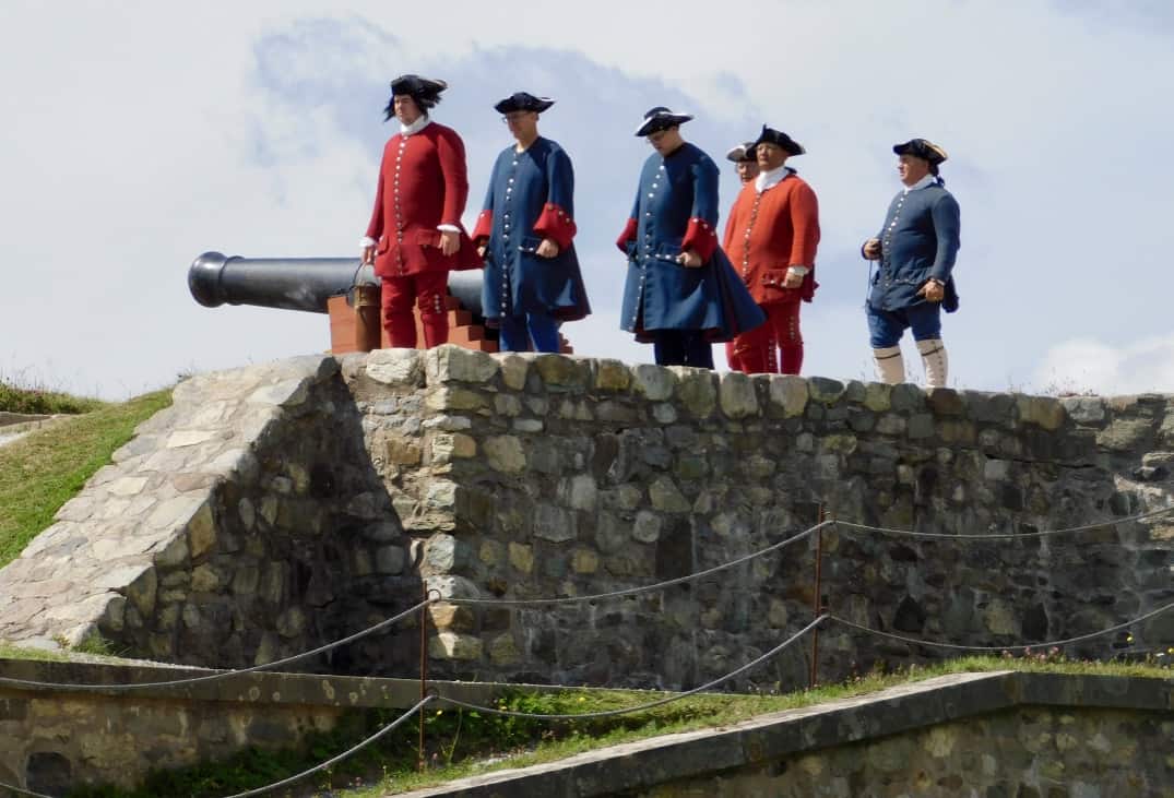 Firing muskets and cannon in the square