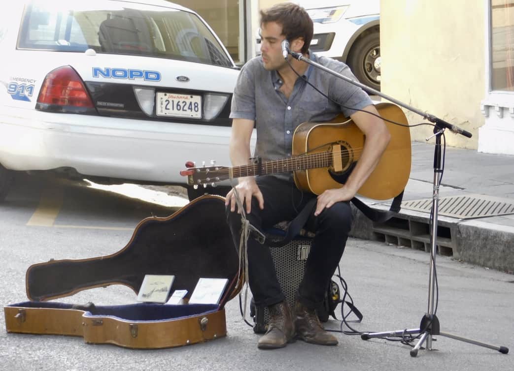 Street entertainers on Royal Street