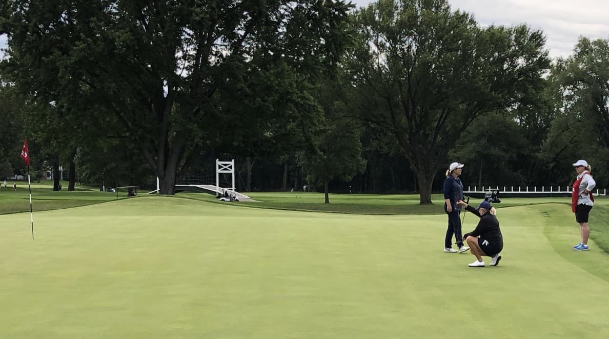 Lining up a putt at Cedar Rapids