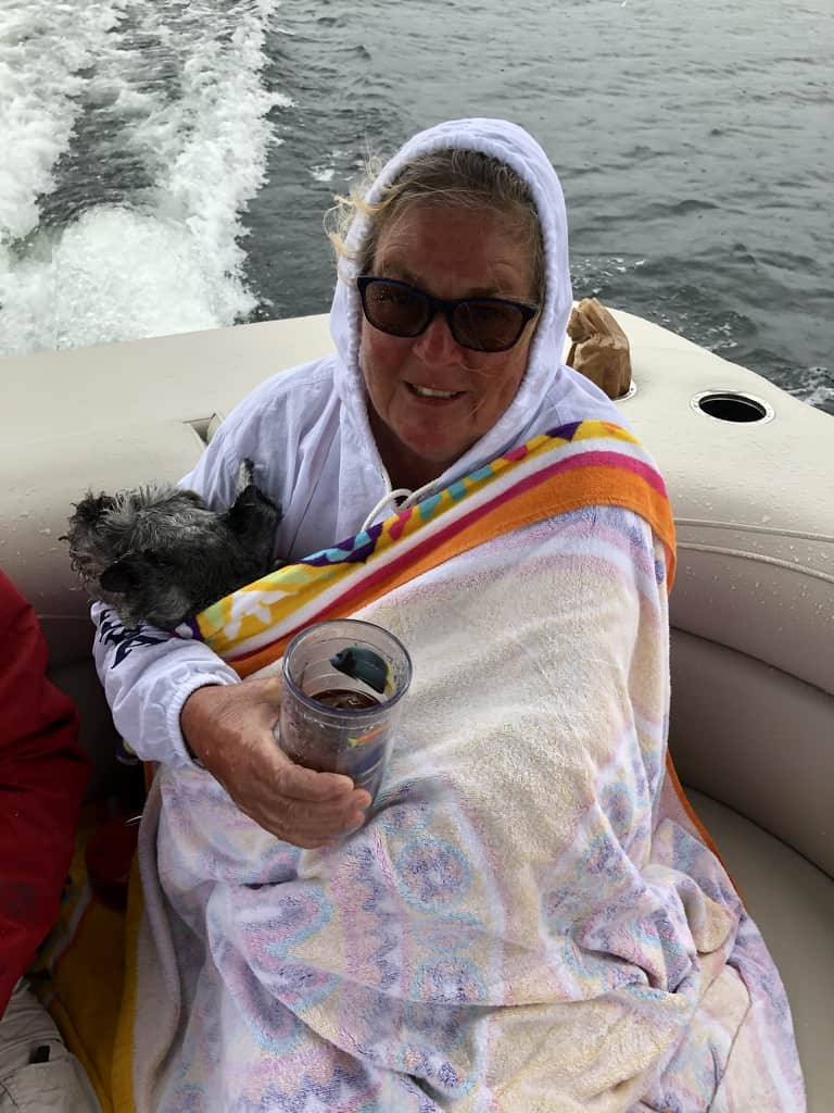 A wet ride into the harbor
