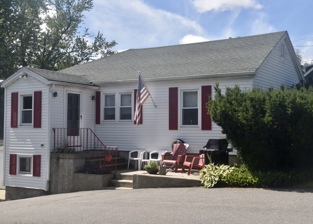 Connie and Lee's home