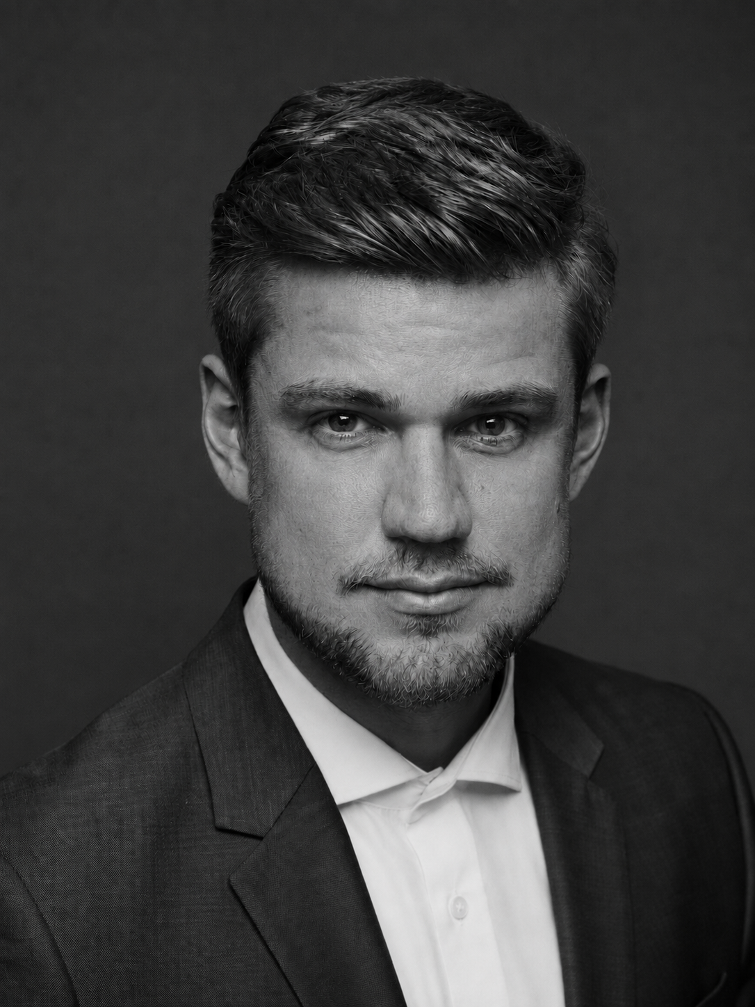 Dr.-Ing. Simon Slabik