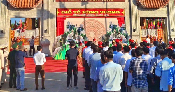 Cà Mau Tưởng Niệm Vua Hùng: Hàng Ngàn Người Đến Dâng Hương - Nhịp Sống Số