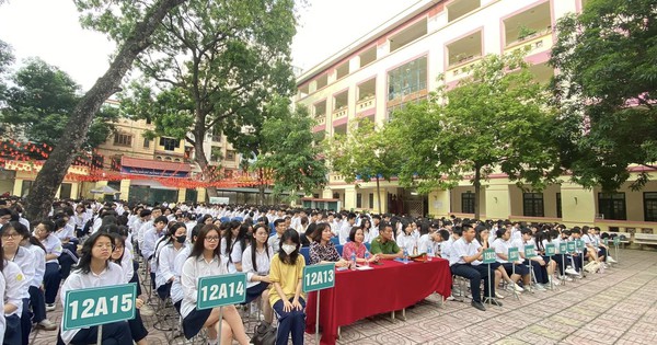 Kỳ Thi Tốt Nghiệp 2026: Đấu Trường Học Sinh Lớn Nhất Lịch Sử - Nhịp Sống Số