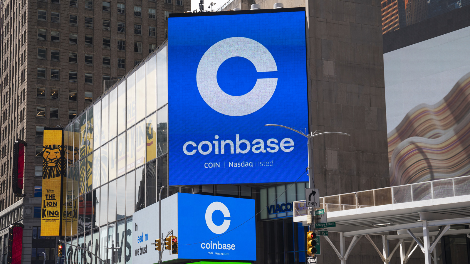 Coinbase Thắt Lương, Đặt Cược Toàn Diện Vào AI - Nhịp Sống Số