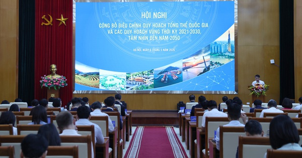 Địa phương & Quy hoạch Quốc gia: Vai trò nào cho 'không gian phát triển' mới? - Nhịp Sống Số
