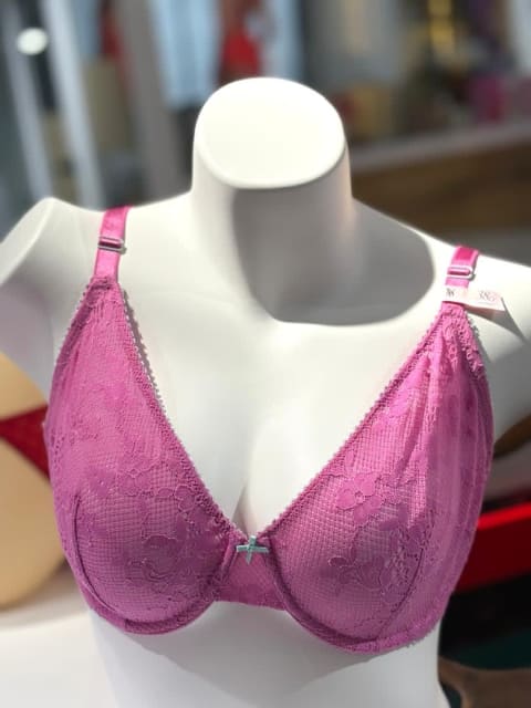 Soutien dentelle rose décor en fleure