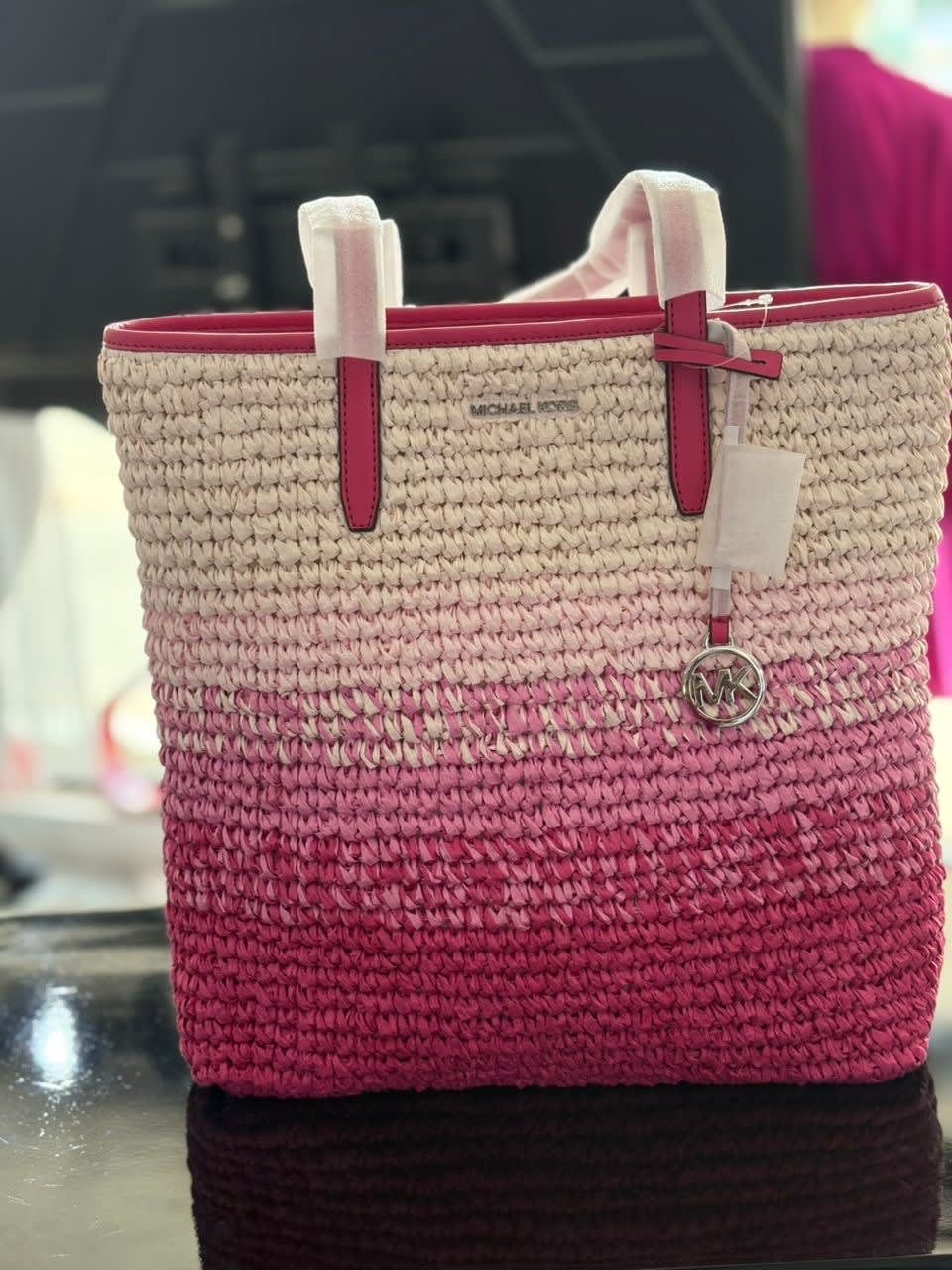 Michael bag dragonfruit