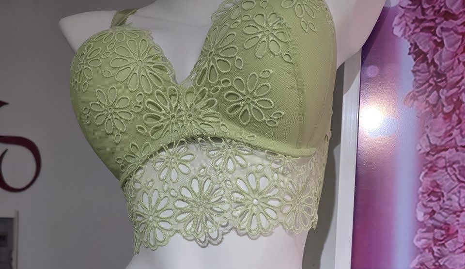 Soutien dentelle perforée