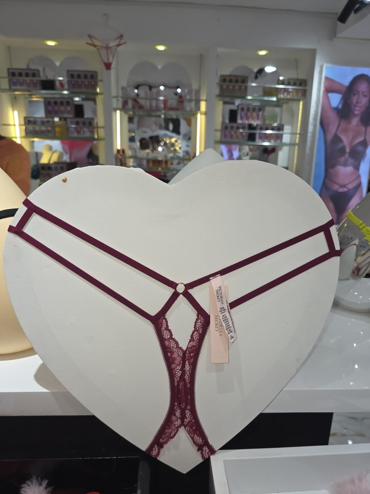 String dentelle entrejambe ouvert — photo 2