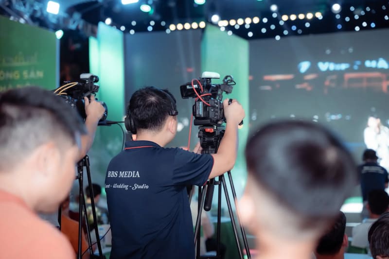Hậu trường sản xuất BBS Media
