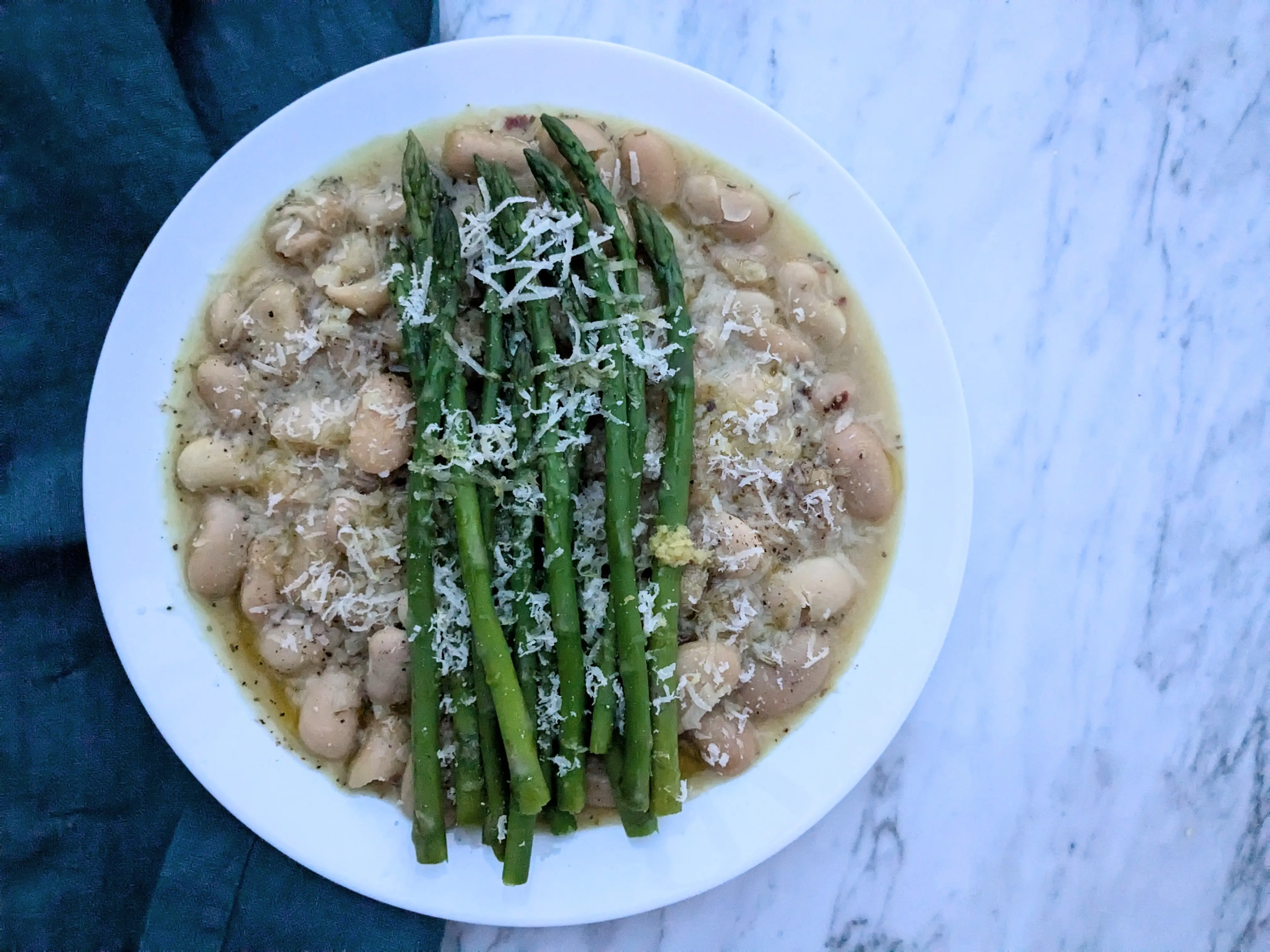 Creamy butter beans with asparagus