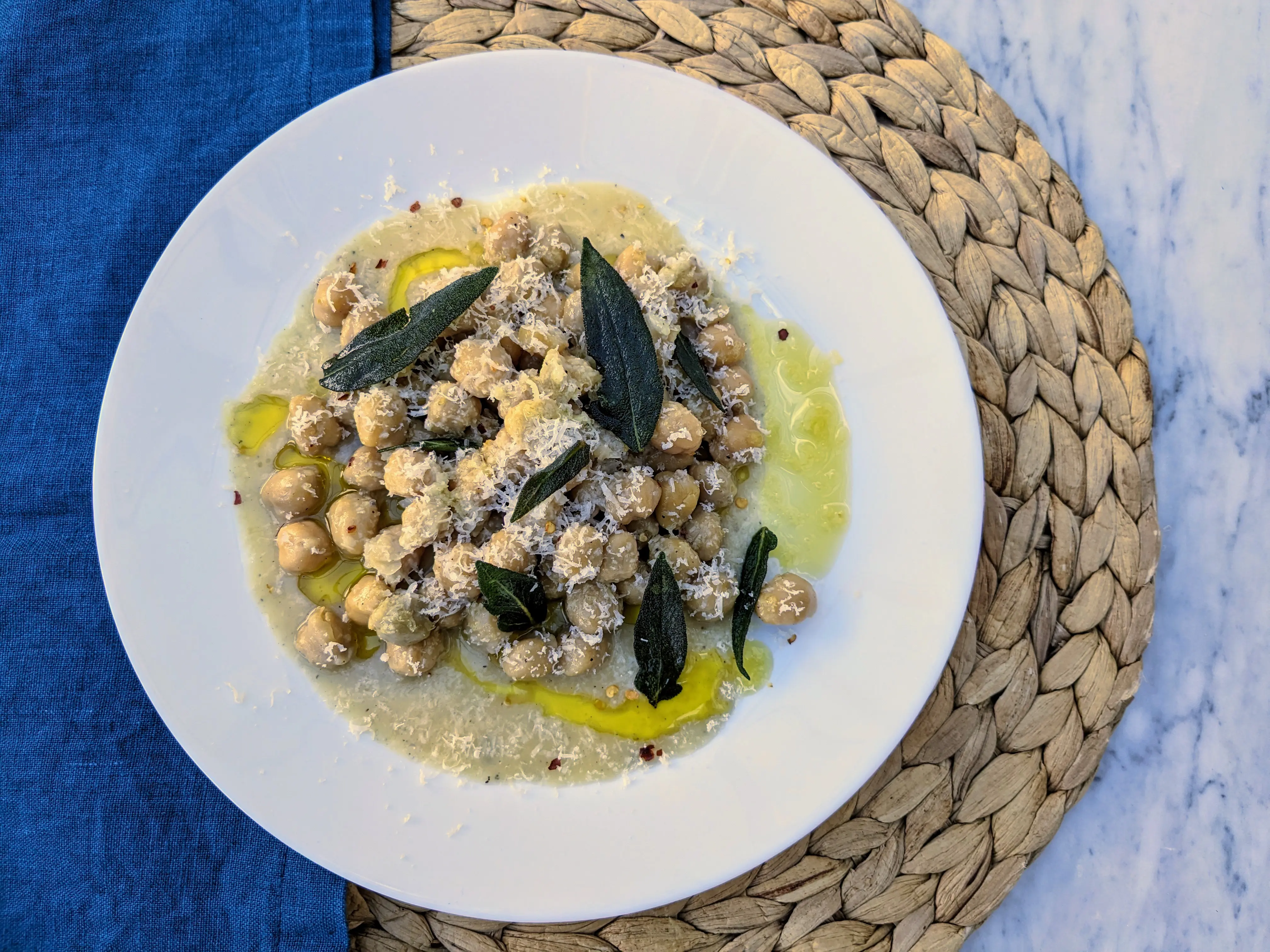 Chickpeas cacio e pepe