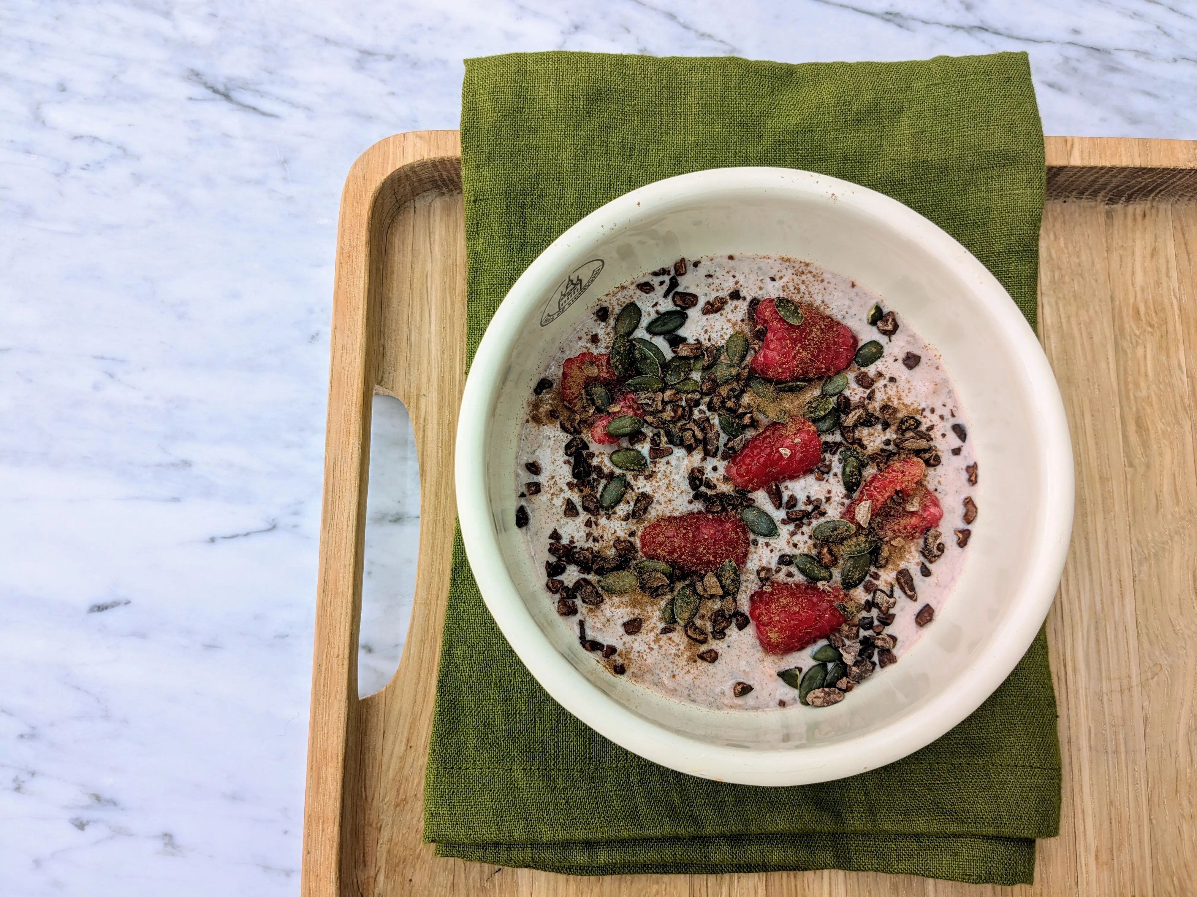 Kefir overnight oats with raspberries