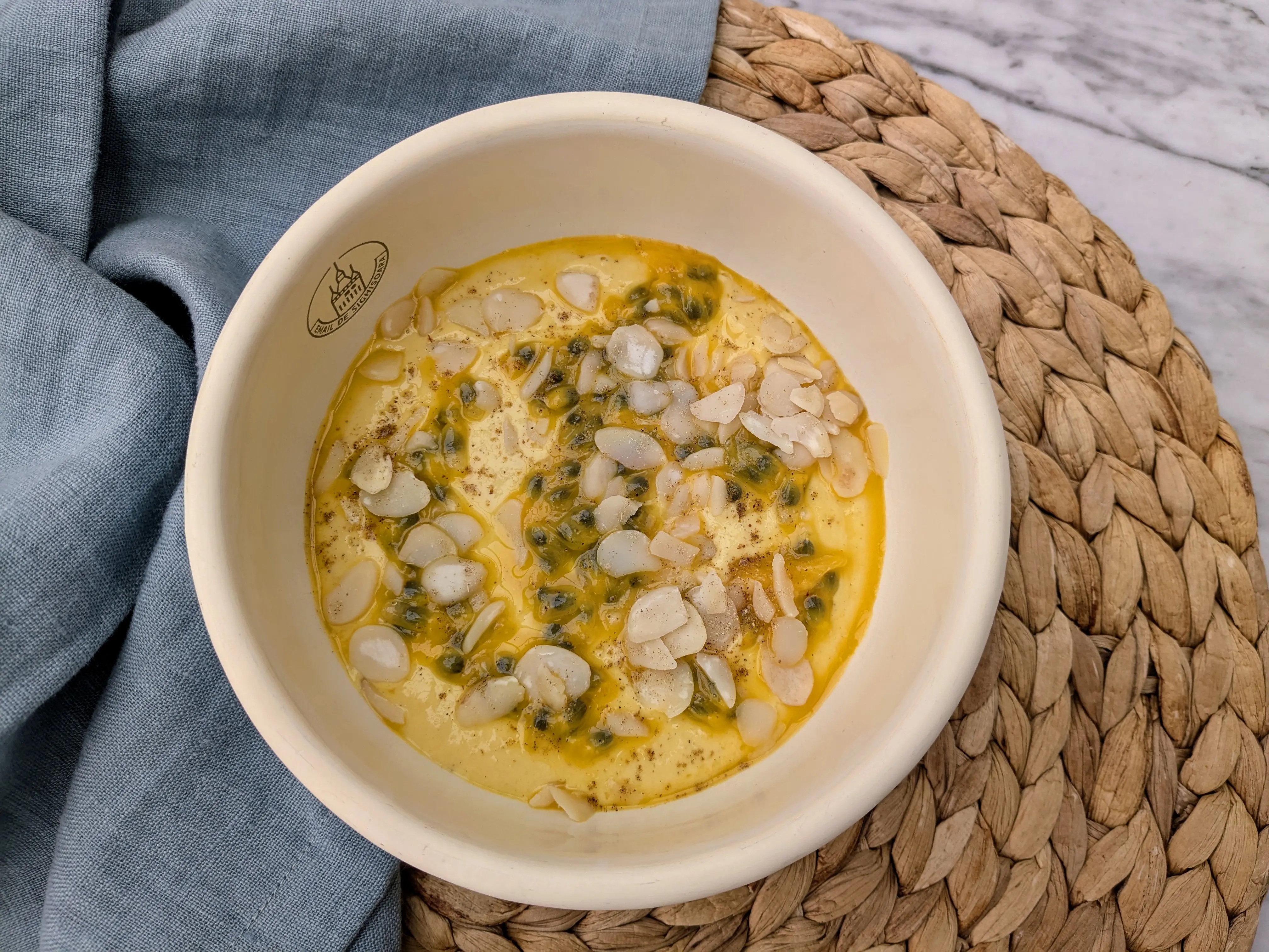 Mango custard