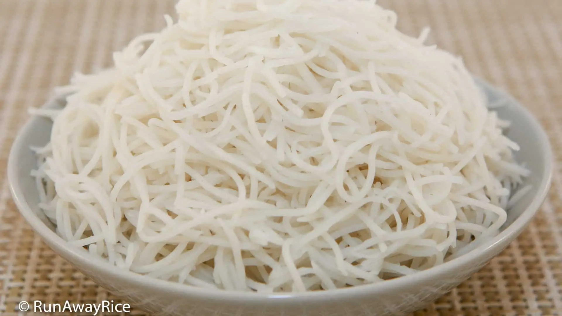 10 Delectable Delicacies Using Rice Noodles 2 10 Delectable Delicacies Using Rice Noodles