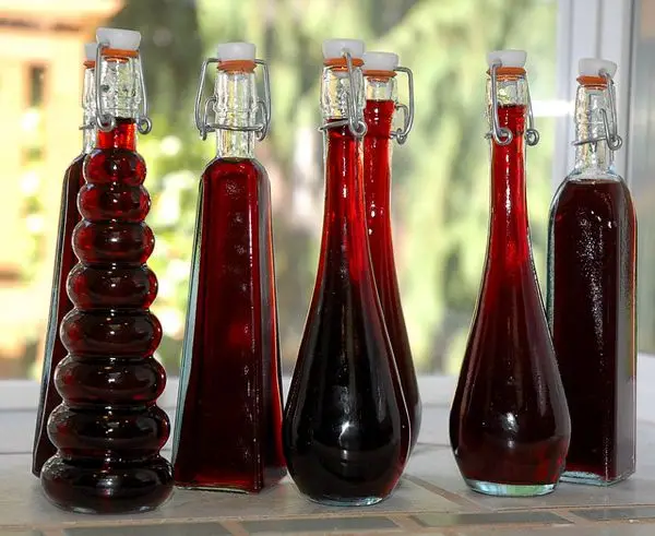 Mulberry Liqueur A Guide to Crafting a Delicious and Unique Beverage