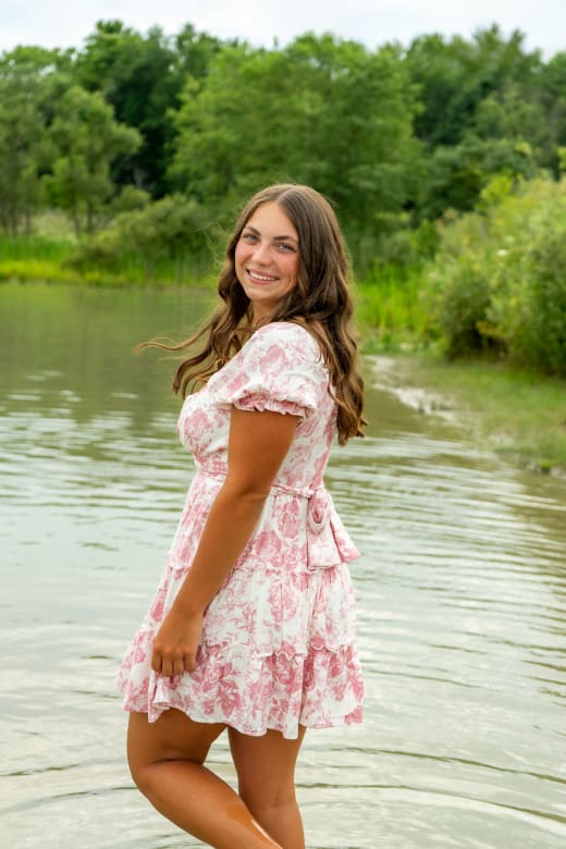 Indianapolis high school senior portrait by the water